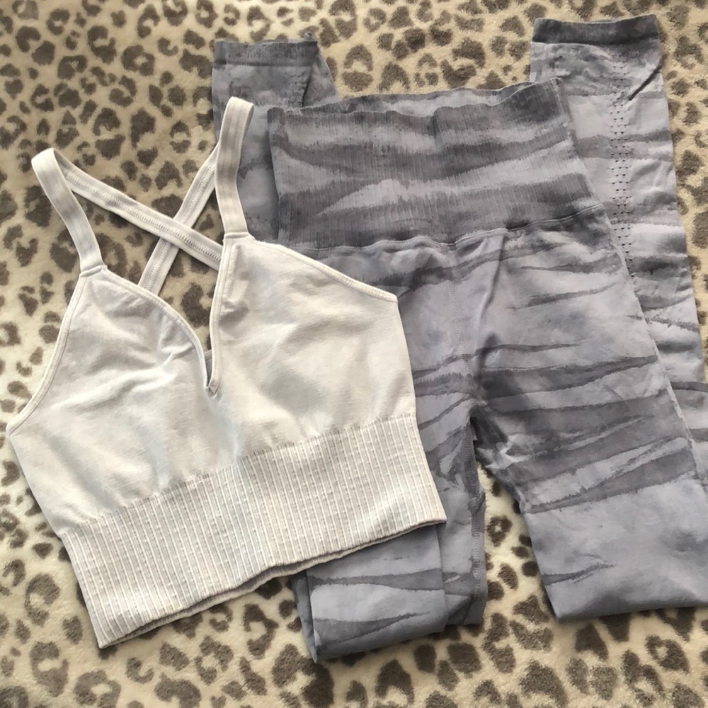 Free People Movement Good Karma High Rise Waist Leggings Gray Print Size XS/S - Picture 16 of 17